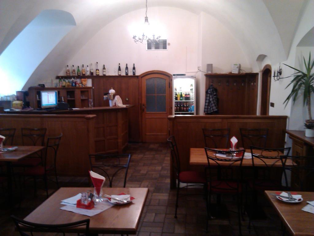 Penzion S Restauraci "U Mlyna Com" Litovel Exterior foto