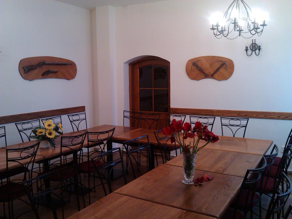 Penzion S Restauraci "U Mlyna Com" Litovel Exterior foto
